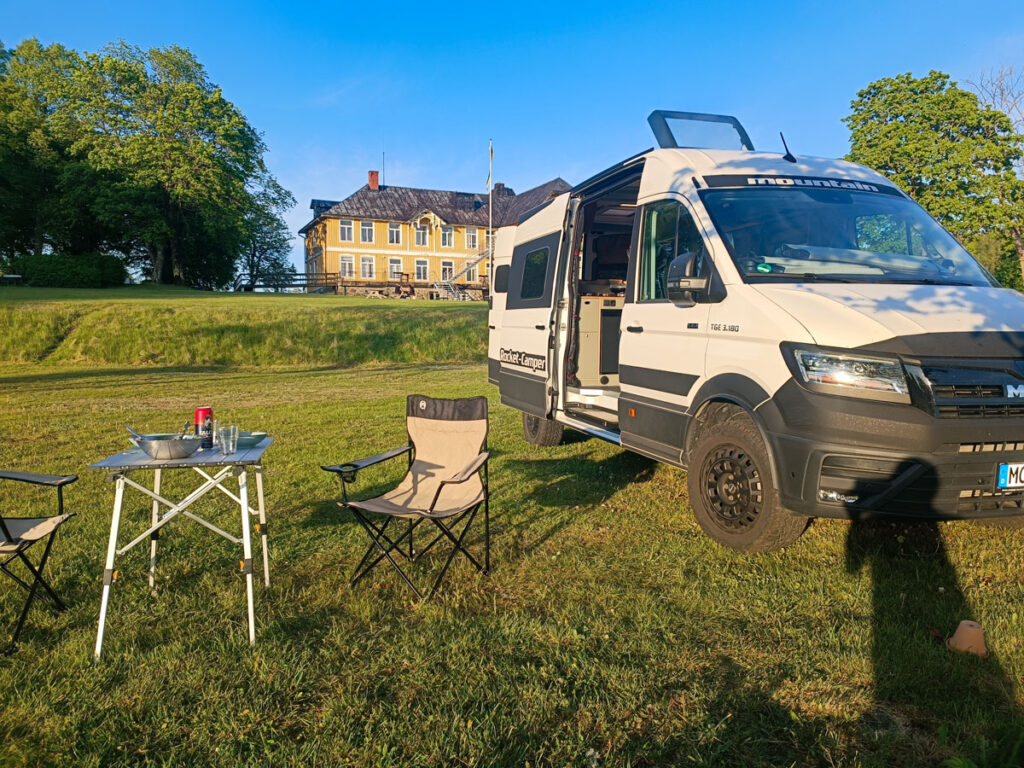 Hunnebergs Gard Hostel Camping